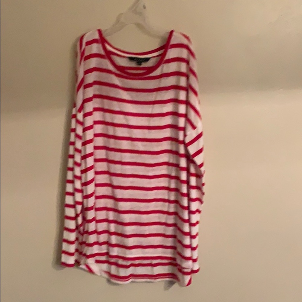 White and red thin tunic style long sleeve
